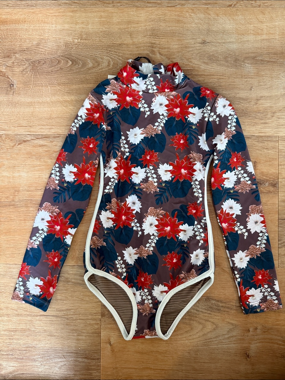 ACACIA- Kid’s Ehukai Piped Full Piece size M, NWT